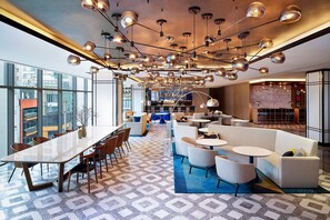 Frühstück, Mittagessen, Abendessen, internationale Küche 