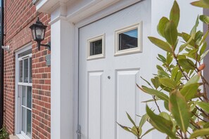 Exterior detail - Martlet Cottage Aldeburgh Air Manage Suffolk (Aldeburgh)