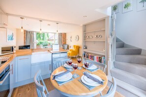 Interior - Maple Barn Rural Retreat (Norwich)