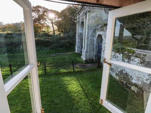 Property grounds - Freemantle Lodge (Ventnor)