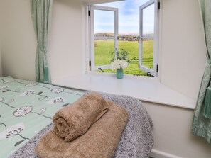 2 bedrooms, individually decorated, individually furnished, free WiFi - Freemantle Lodge (Ventnor)