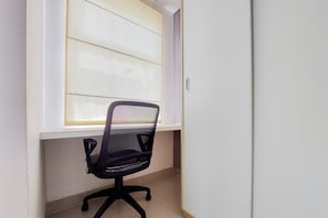Studio | Décor unique, ameublement unique, accès au Wi-Fi (inclus)
