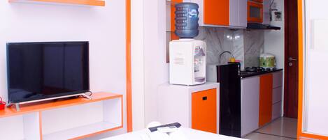 Studio | Individually decorated, individually furnished, free WiFi