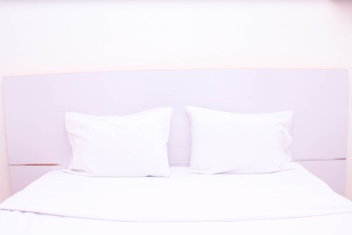Best Deal And Comfy Studio Tamansari Mahogany Apartment