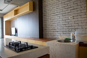Apartment, 2 Bedrooms | Private kitchen - Comfort 2Br At Nifarro Park Apartment (Jakarta)
