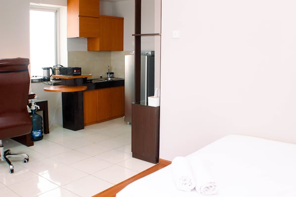Estudio | Decoración personalizada, muebles diferentes y wifi gratis 