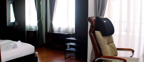 Studio | Individually decorated, individually furnished, free WiFi