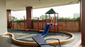 Children’s play area – outdoor - Nice Studio At Serpong Greenview Apartment (South Tangerang)