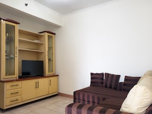 Apartment, 3 Bedrooms | Living area - Comfort Living 3Br Apartment With Pool View At Mediterania Palace Residences (Jakarta)