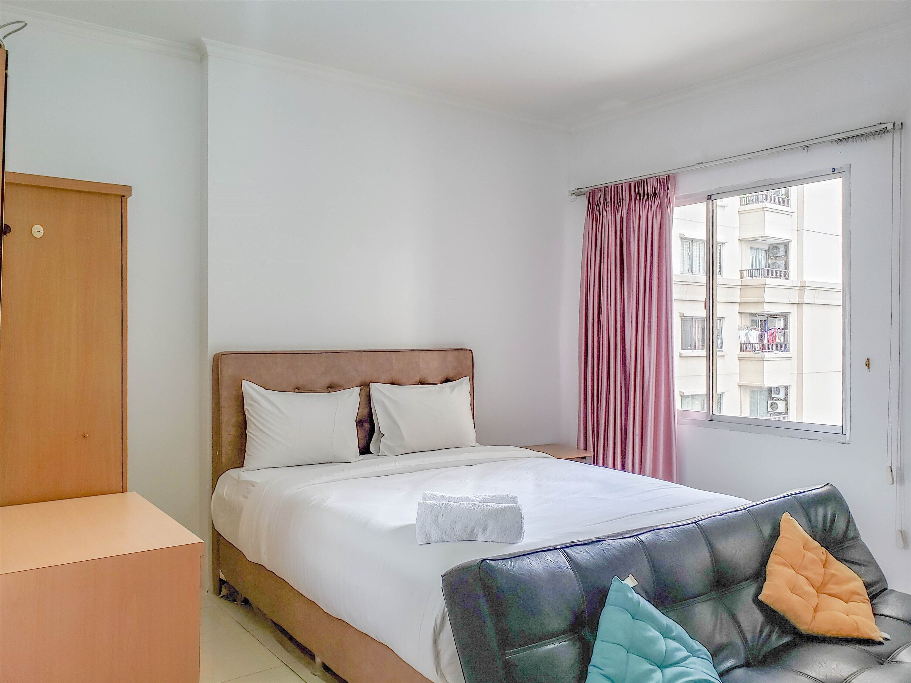 Studio | Individually decorated, individually furnished, free WiFi