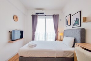 Estudio | Decoración individual, mobiliario individual, wifi gratis