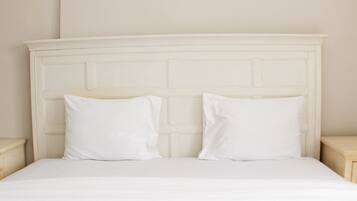 Apartment, 2 Bedrooms | 2 bedrooms, individually decorated, individually furnished, free WiFi