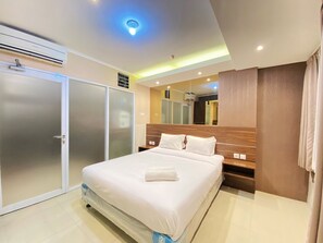 1 bedroom, individually decorated, individually furnished, free WiFi - Minimalist 1Br Apartment At Gateway Pasteur (Cimahi)