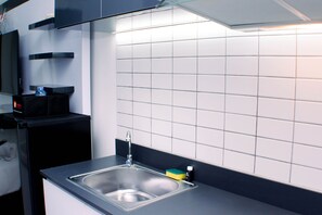 Private kitchen - Nice And Homey Studio At Sayana Bekasi Apartment (Bekasi)