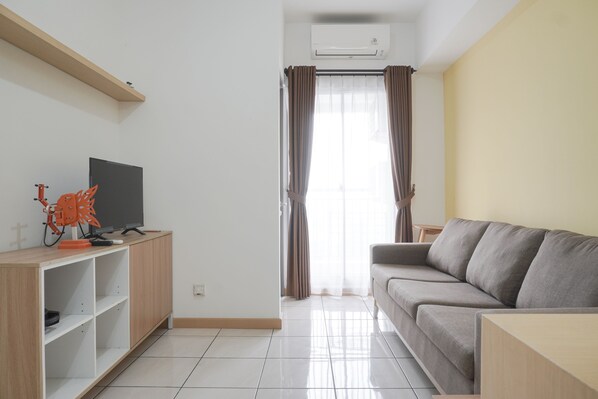 Living area - Cozy 2Br Apartment At M-Town Residence Near Summarecon Mall (Gading Serpong)