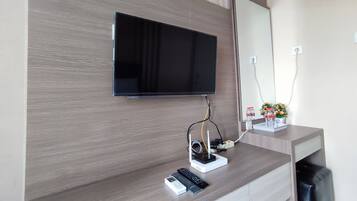 Apartment, 1 Bedroom | 1 bedroom, individually decorated, individually furnished, free WiFi