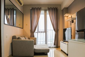 Apartment, 2 Bedrooms | Living area