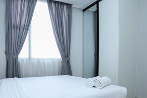 2 bedrooms, individually decorated, individually furnished, free WiFi - Nice And Comfy 2Br Apartment At Royal Olive Residence (Jakarta)