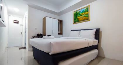 Comfort And Well Design Studio At Paltrow City Apartment