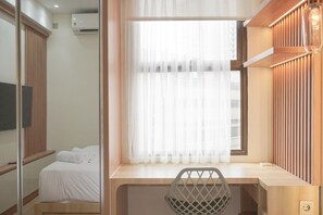 Apartment, 3 Bedrooms - Modern And Comfy 3Br At Transpark Cibubur Apartment (Depok)