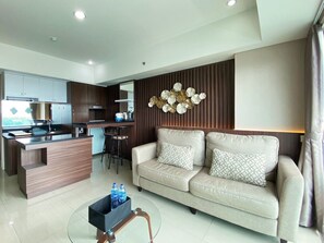 Apartment, 2 Bedrooms | Living area