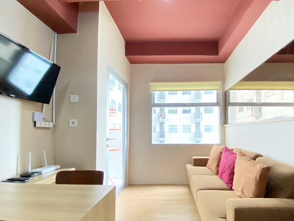 Apartment, 2 Bedrooms | Living area | TV