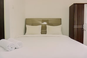 Studio | Individually decorated, individually furnished, free WiFi - Studio With Comfortable Design At Serpong Garden Apartment (Cisauk)
