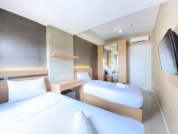 2 bedrooms, individually decorated, individually furnished, free WiFi - Modest 2Br Apartment At Parahyangan Residence (Bandung)