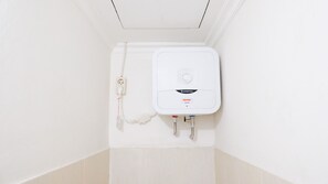 Apartment, 2 Bedrooms | Bathroom