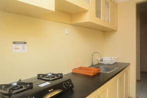 Leilighet, 2 soverom | Eget kjøkken | Kjøleskap, kokeplater, kjøkkenutstyr og spisebord