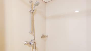 Apartment, 2 Bedrooms | Bathroom | Shower, free toiletries, towels