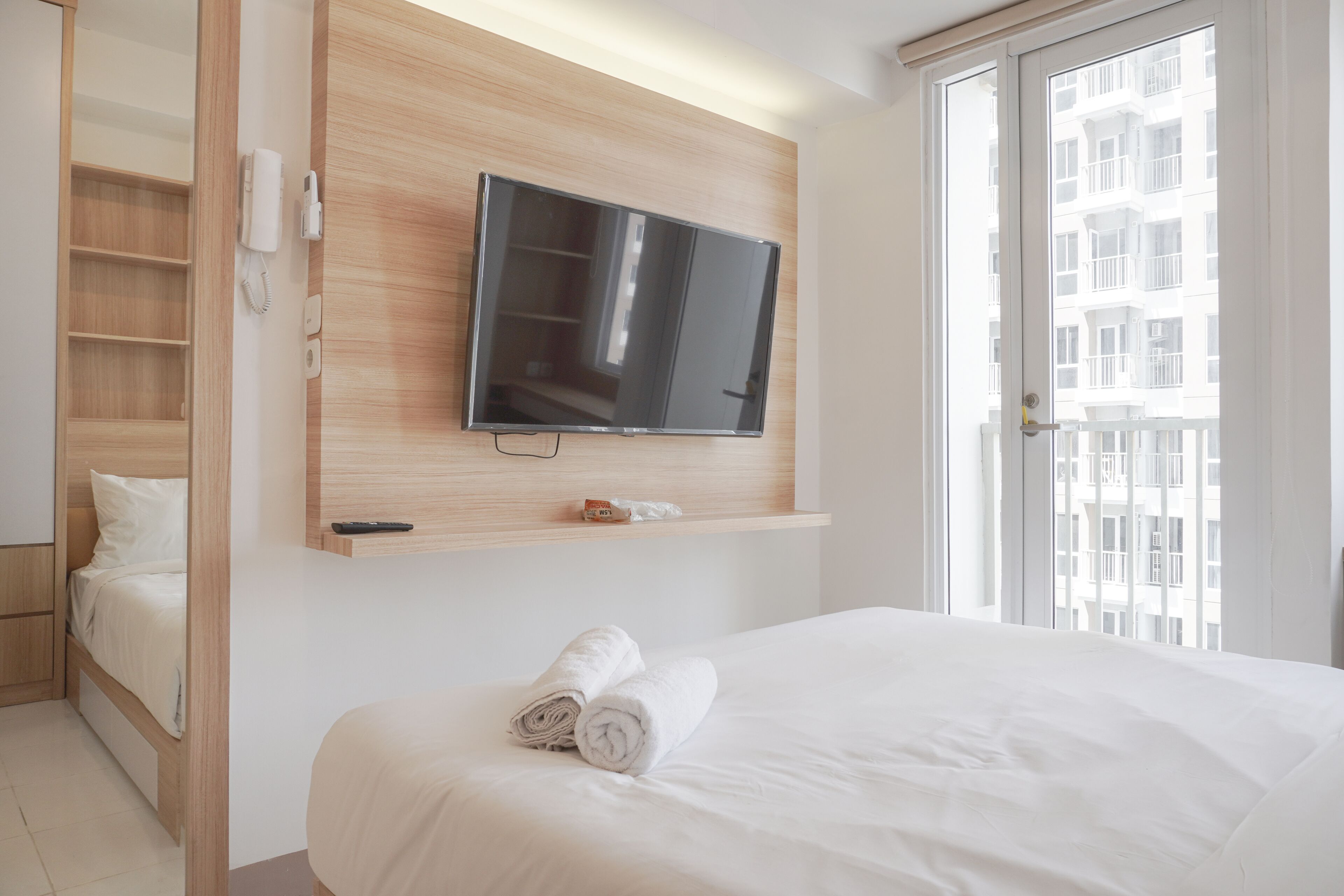 Studio | Individually decorated, individually furnished, free WiFi