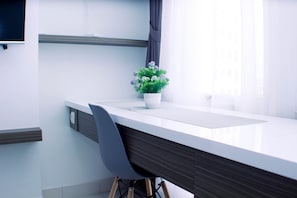 Studio | 1 bedroom, individually decorated, individually furnished