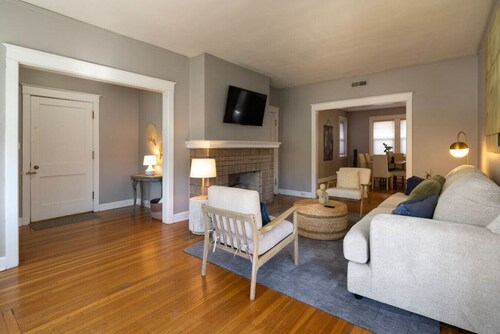 Hyde Park Comfort Near Rookwood