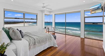 Absolute Beachfront 4 bedroom luxury property Just 1 & 1/2 hrs south of Sydney