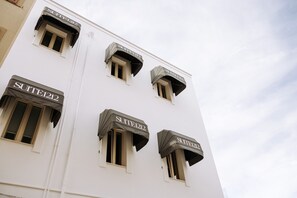 Front of property - Suite1212 Bandiera  (Monopoli)