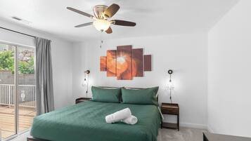 5 slaapkamers, een strijkplank/strijkijzer, gratis wifi, beddengoed