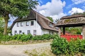 Exterior - Cozy vacation apartment for two people in Vollerwiek near St. (Vollerwiek)