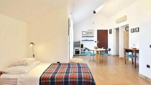 House (Three Bedroom Holiday Home with Terra) - The Whole Mario's House for Rent (Jelsa)