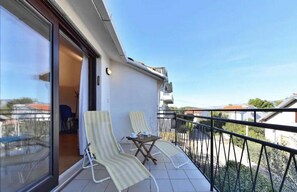 House (Three Bedroom Holiday Home with Terra) | Terrace/patio