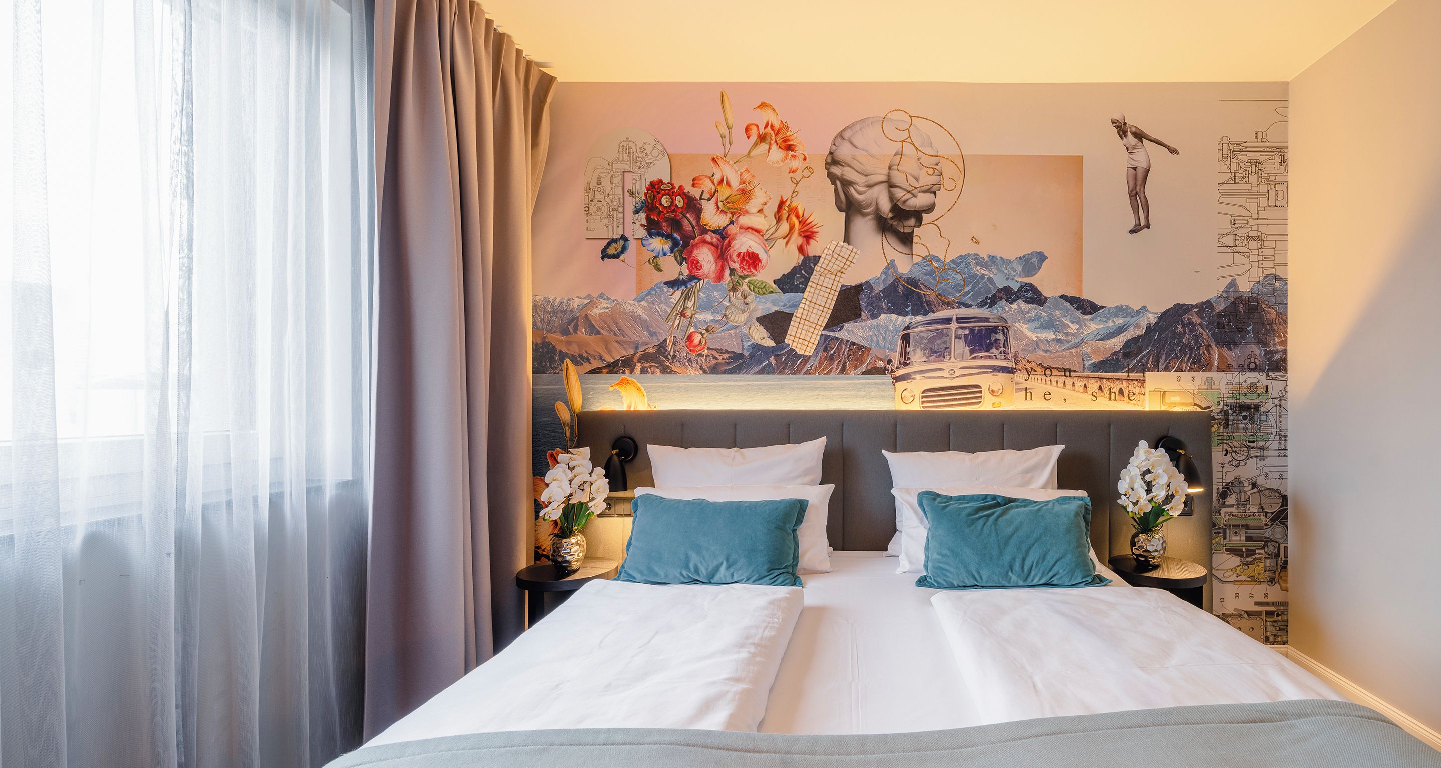 Hypo-allergenic bedding available, in-room safe, desk, laptop workspace