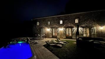 Piscine extérieure, piscine chauffée