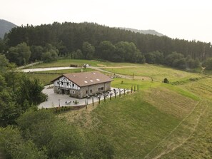 Exterior - Eguen Goiko (Ispaster)