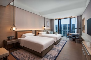 Minibar, két bảo mật tại phòng, bàn, màn/rèm cản sáng 