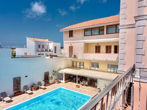 Comfort Apartment | Terrace/patio - Residence con piscina a 300 mt dal mare (Santa Teresa di Gallura)