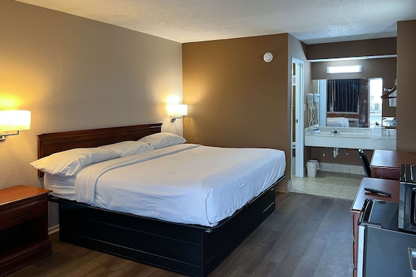 WiFi (free), bed sheets