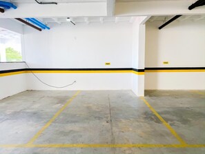 免費自助泊車