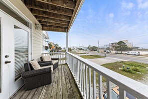 Signature House, 3 Bedrooms, Balcony | Balcony - Turtle's Nest West (Gulf Shores)