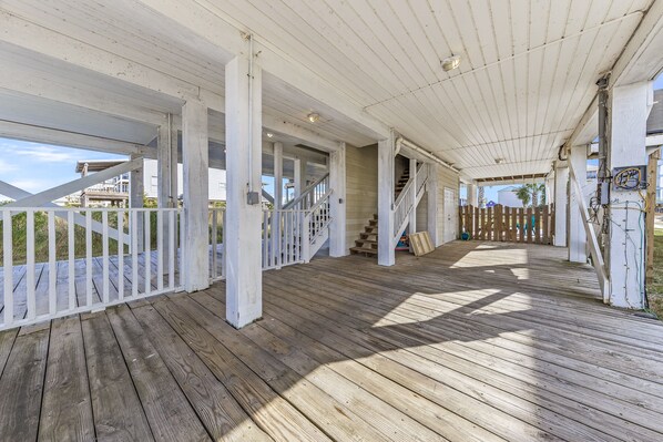 Signature House, 3 Bedrooms, Balcony | Terrace/patio