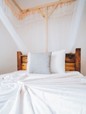 Quarto solteiro standard | Camas Select Comfort, individualmente mobiliados, quartos à prova de som